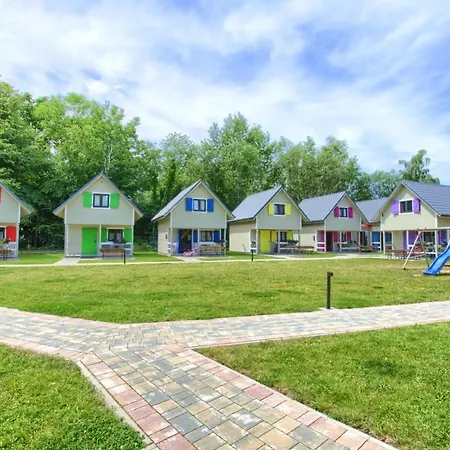 Kolorowe Rewal, 200m Do Plazy, Morza Uwielbiany Przez Rodziny Z Dziecmi