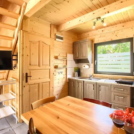 Kolorowe Rewal, 200m Do Plazy, Morza Uwielbiany Przez Rodziny Z Dziecmi Ferienhaus